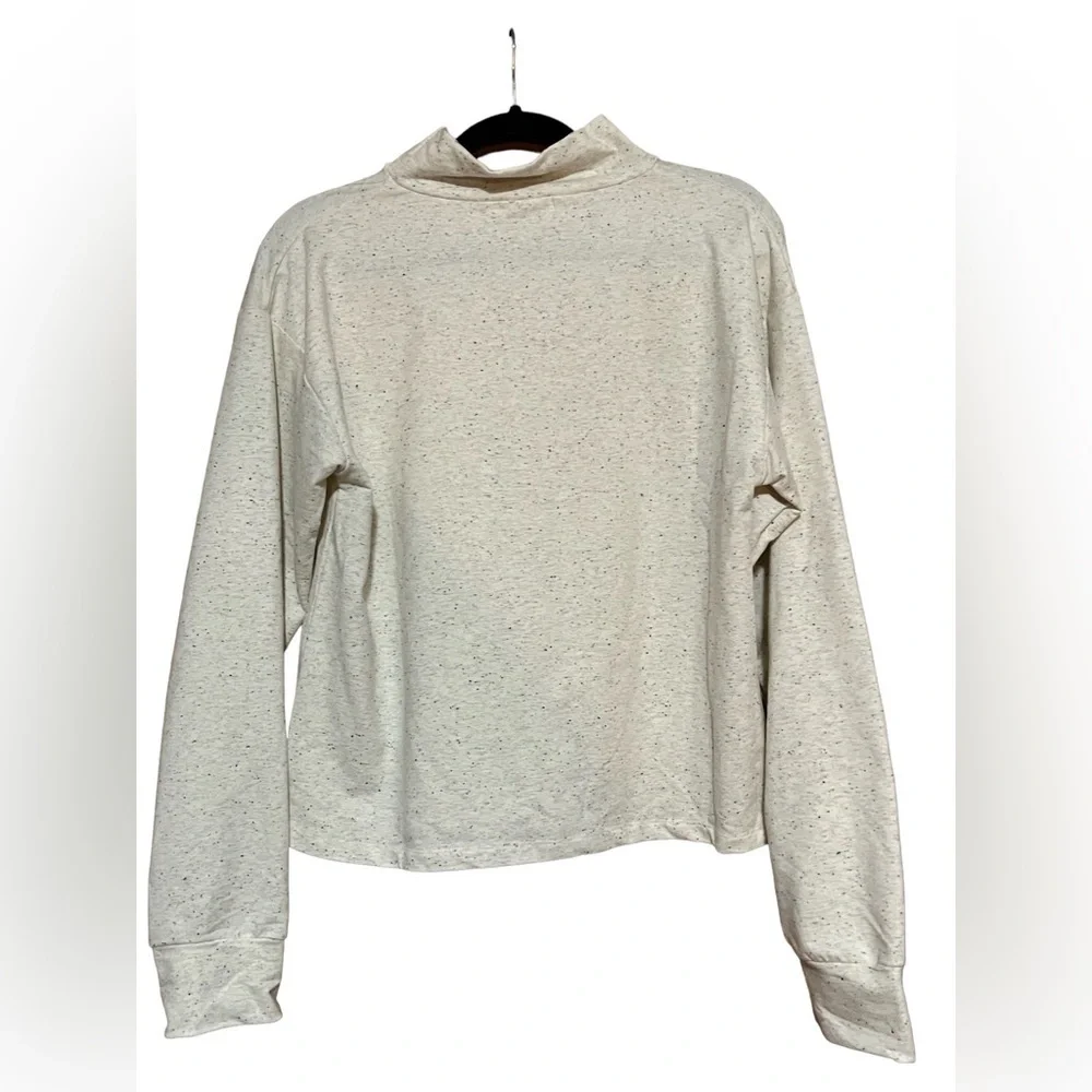 Mod Ref Turtle Neck Top Size L